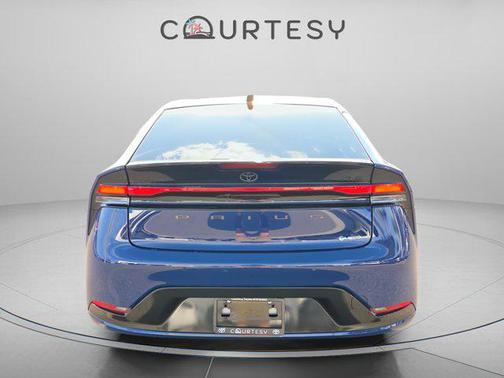 2025 Toyota Prius XLE