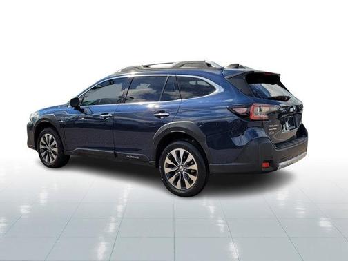 2023 Subaru Outback Touring