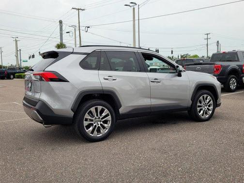 2022 Toyota RAV4 Limited