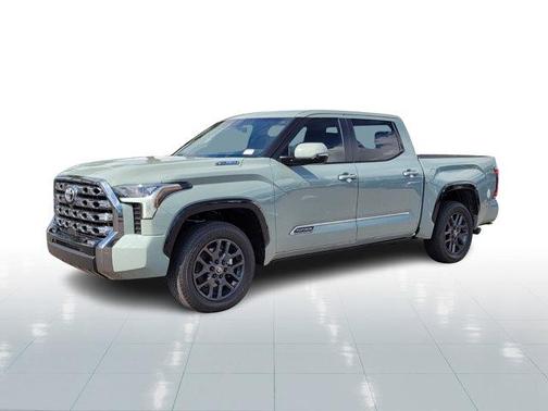 2025 Toyota Tundra Hybrid Platinum