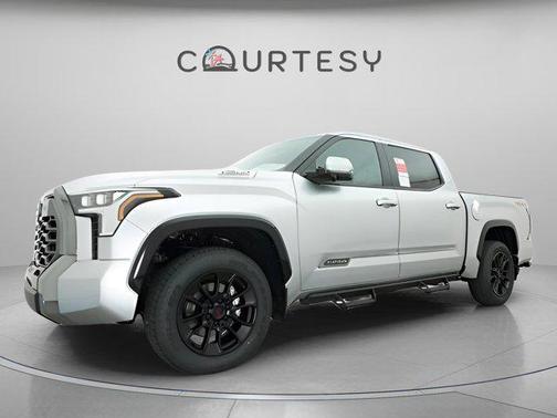 2025 Toyota Tundra Hybrid Platinum