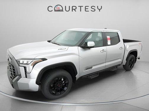 2025 Toyota Tundra Hybrid Platinum