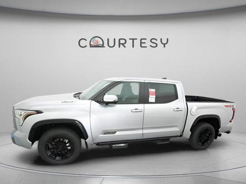 2025 Toyota Tundra Hybrid Platinum