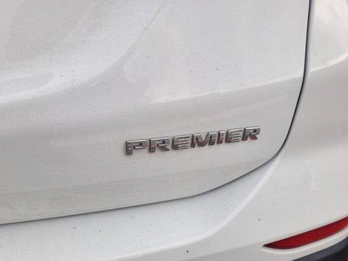 2022 Chevrolet Equinox Premier w/1LZ