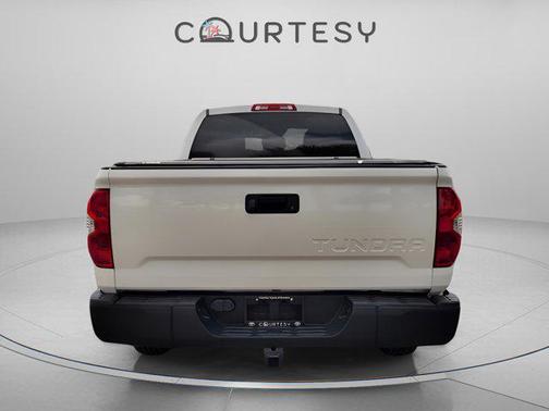 2018 Toyota Tundra SR5