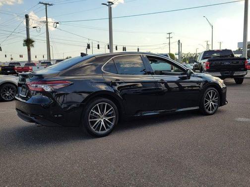 2023 Toyota Camry XLE