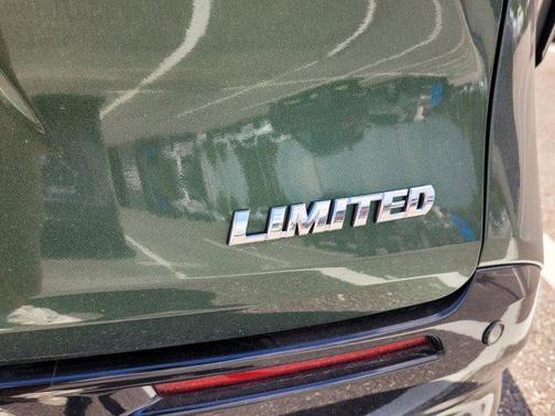 2025 Toyota Sienna Limited 7-Passenger