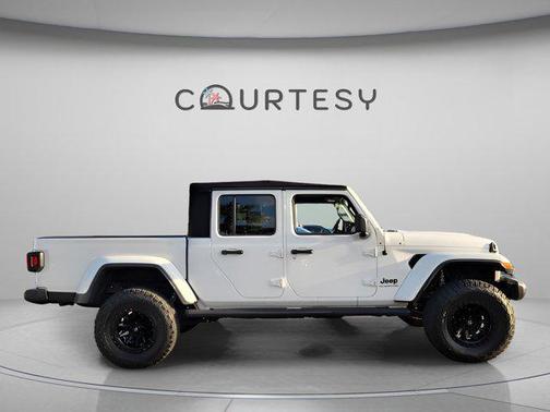 2021 Jeep Gladiator Sport S