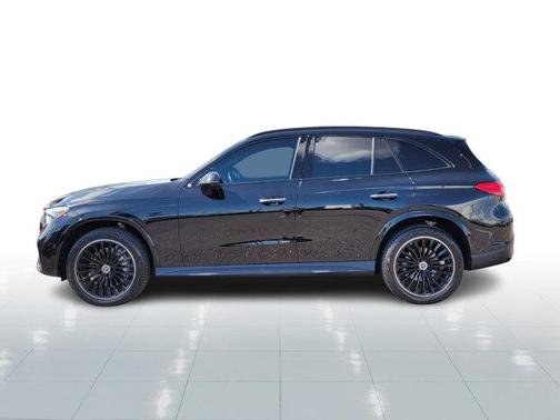 2023 Mercedes-Benz GLC 300 Base