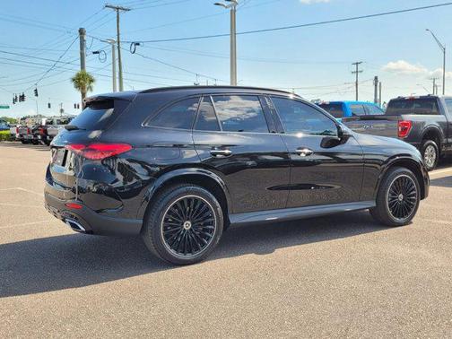 2023 Mercedes-Benz GLC 300 Base