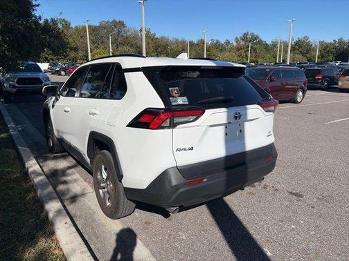 2024 Toyota RAV4 Hybrid SE