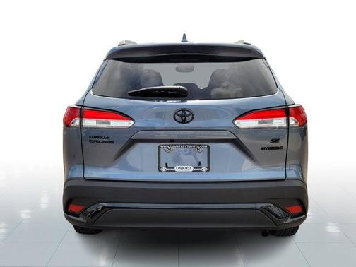 2024 Toyota Corolla Hybrid SE