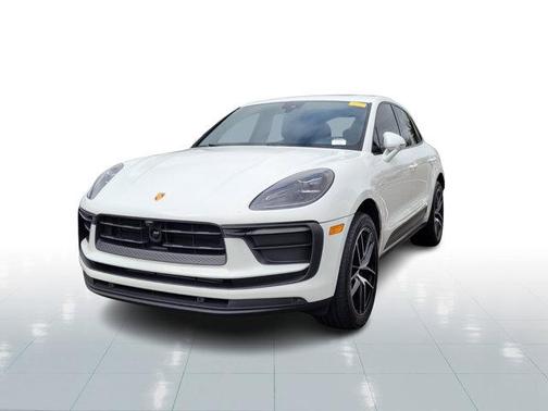 2023 Porsche Macan T