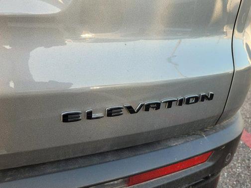 2024 GMC Acadia FWD Elevation