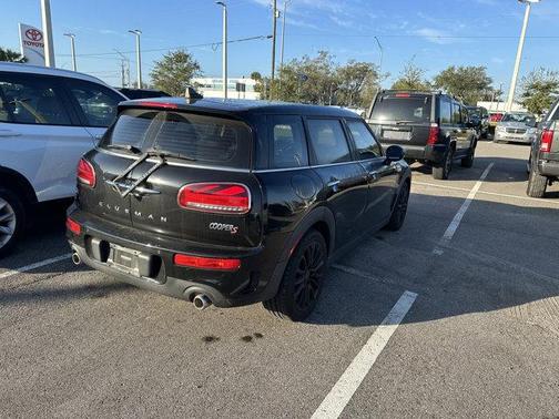 Photo 3 of 14 of 2020 MINI Clubman Cooper S