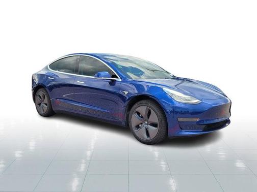 2020 Tesla Model 3 Standard Range