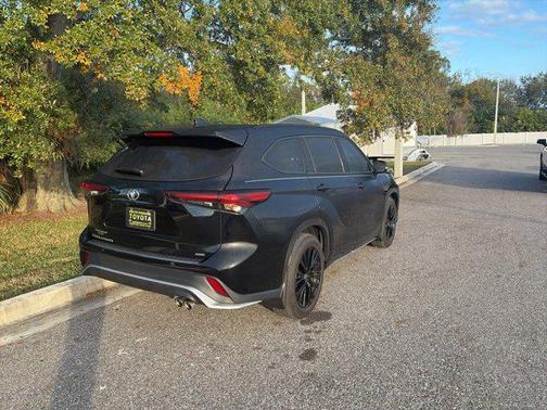 2024 Toyota Highlander XSE