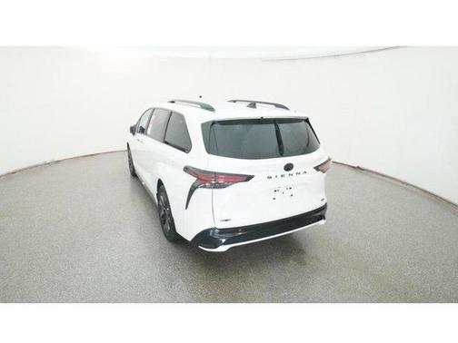 2026 Toyota Sienna XSE 7 Passenger