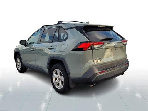 2019 Toyota RAV4 Hybrid XLE