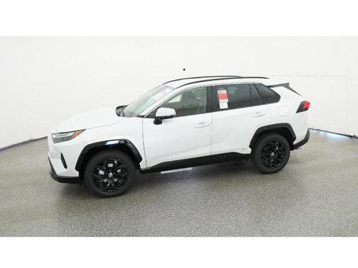 2025 Toyota RAV4 Hybrid SE
