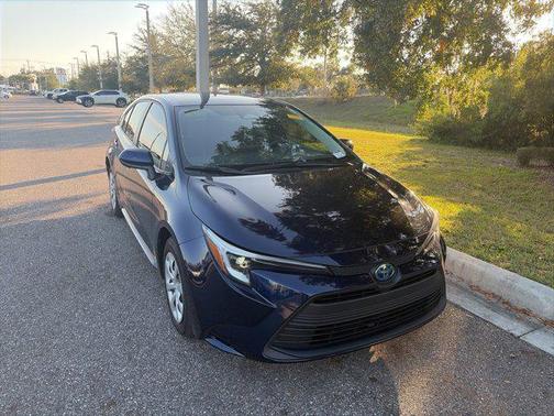 2025 Toyota Corolla Hybrid SE
