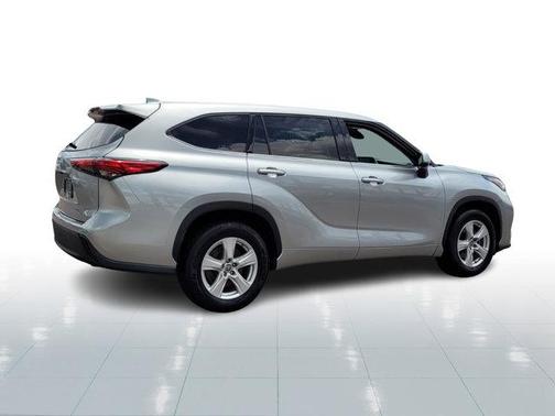 2021 Toyota Highlander L