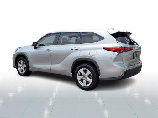 2021 Toyota Highlander L