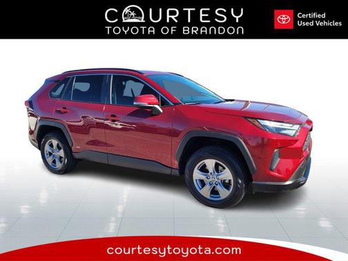 2022 Toyota RAV4 Hybrid XLE