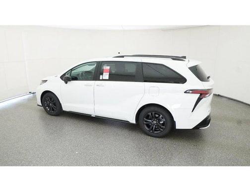2025 Toyota Sienna XSE 7 Passenger