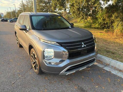 2022 Mitsubishi Outlander SEL Special Edition 2WD