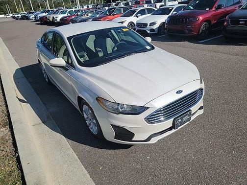 2020 Ford Fusion Hybrid SE