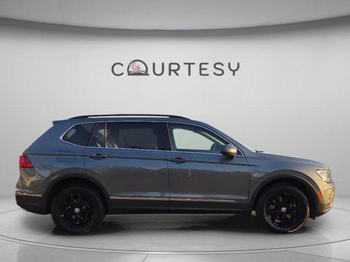 2020 Volkswagen Tiguan 2.0T SE 4MOTION