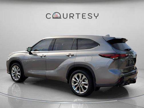 2026 Toyota Highlander Limited