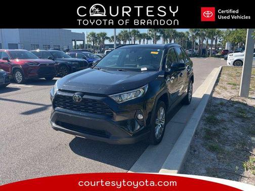 2021 Toyota RAV4 XLE Premium