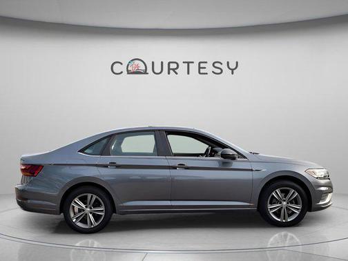 2019 Volkswagen Jetta 1.4T R-Line