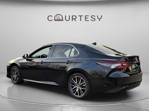 2023 Toyota Camry XLE