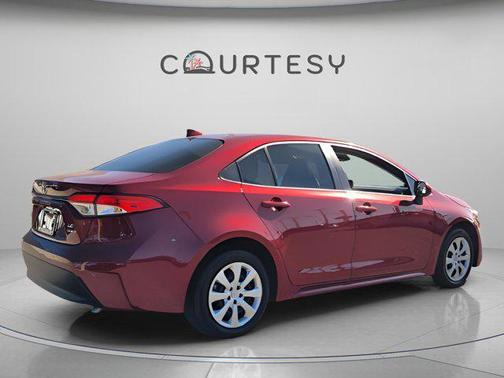 2025 Toyota Corolla Hybrid LE