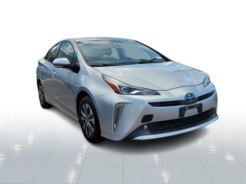 2020 Toyota Prius LE
