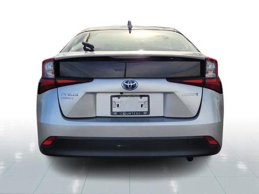 2020 Toyota Prius LE