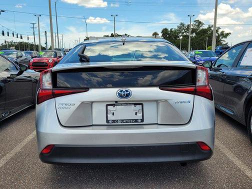 2020 Toyota Prius LE