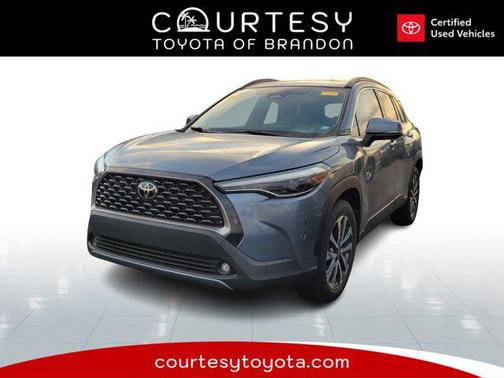 2023 Toyota Corolla Cross XLE