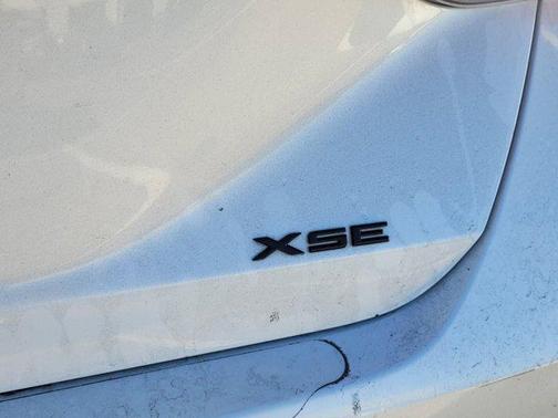 2019 Toyota Avalon XSE