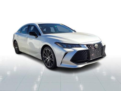 2019 Toyota Avalon XSE