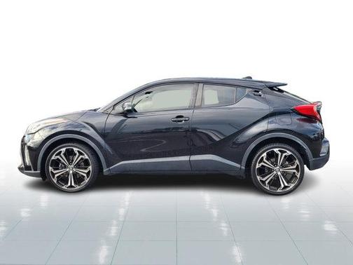 2020 Toyota C-HR LE