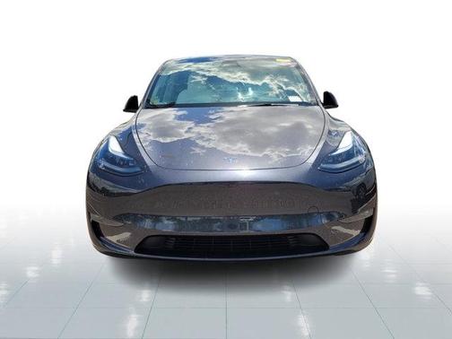 2025 Tesla Model Y Long Range Dual Motor All-Wheel Drive