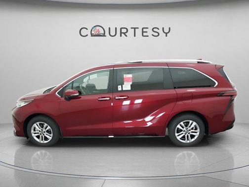 2026 Toyota Sienna Limited