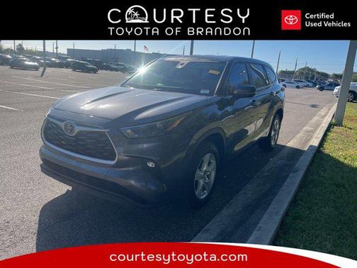 2023 Toyota Highlander LE