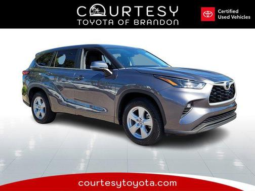 2023 Toyota Highlander LE