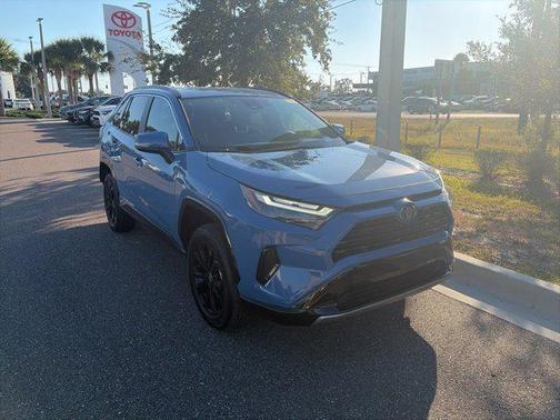 2023 Toyota RAV4 Hybrid SE
