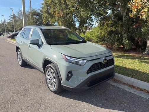 2023 Toyota RAV4 XLE Premium